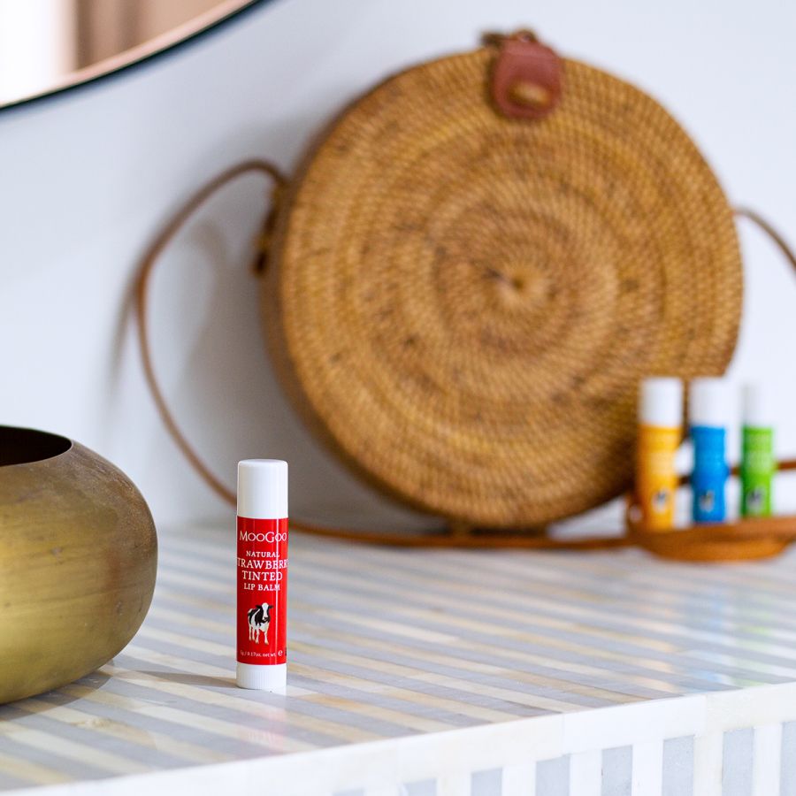 MooGoo Edible Lip Balm Stawberry Tinted 5g